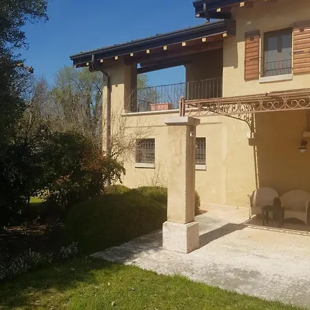 Casale La Meridiana 住宿加早餐酒店 庞蒂索明西奥